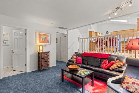 2414 Kennewick Place NE Renton WA 98056