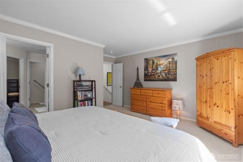 2414 Kennewick Place NE Renton WA 98056