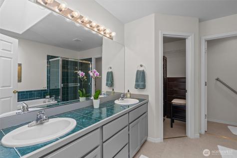 2414 Kennewick Place NE Renton WA 98056