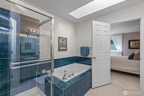 2414 Kennewick Place NE Renton WA 98056