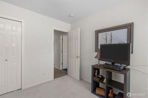 2414 Kennewick Place NE Renton WA 98056