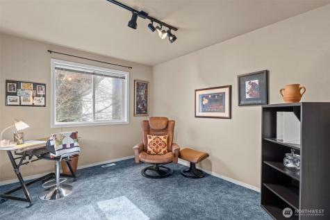 2414 Kennewick Place NE Renton WA 98056