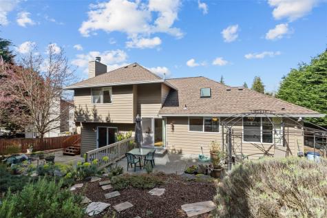 2414 Kennewick Place NE Renton WA 98056
