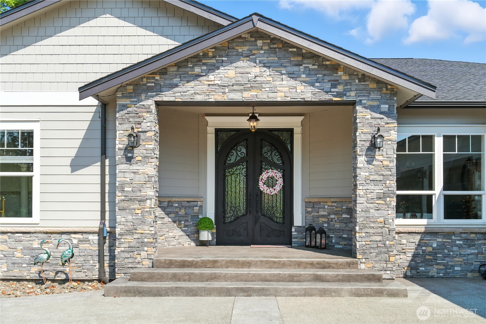 22822 Tranquility Place NE Kingston WA 98346