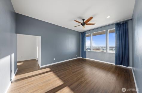 7458 NE Bouldercrest Road Moses Lake WA 98837