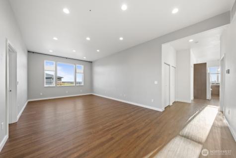 7458 NE Bouldercrest Road Moses Lake WA 98837