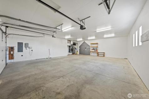 7458 NE Bouldercrest Road Moses Lake WA 98837