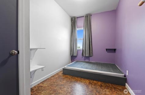 7458 NE Bouldercrest Road Moses Lake WA 98837