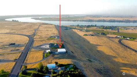 7458 NE Bouldercrest Road Moses Lake WA 98837