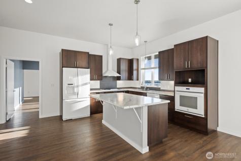 7458 NE Bouldercrest Road Moses Lake WA 98837