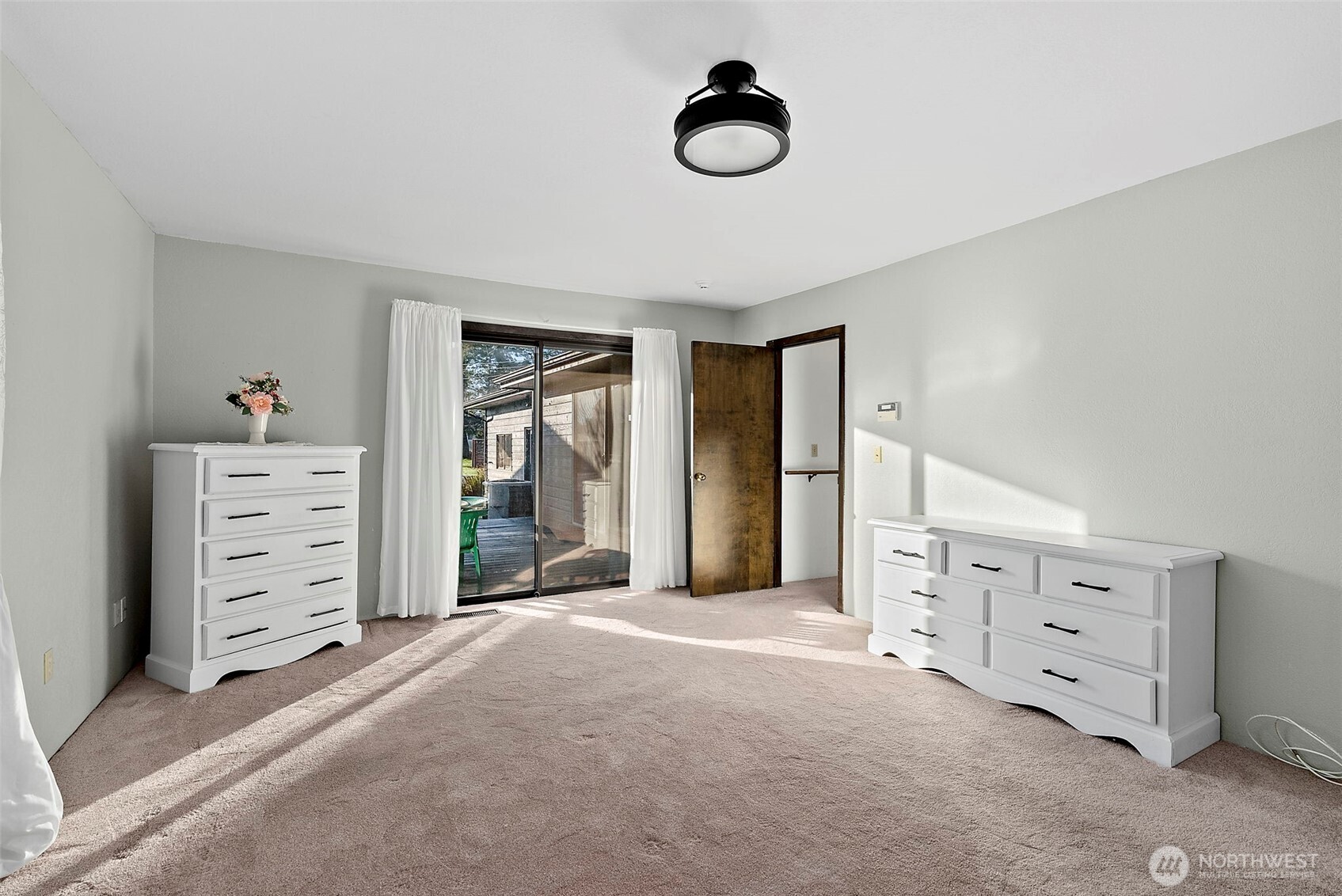 1655 Wheaton Street Raymond WA 98577