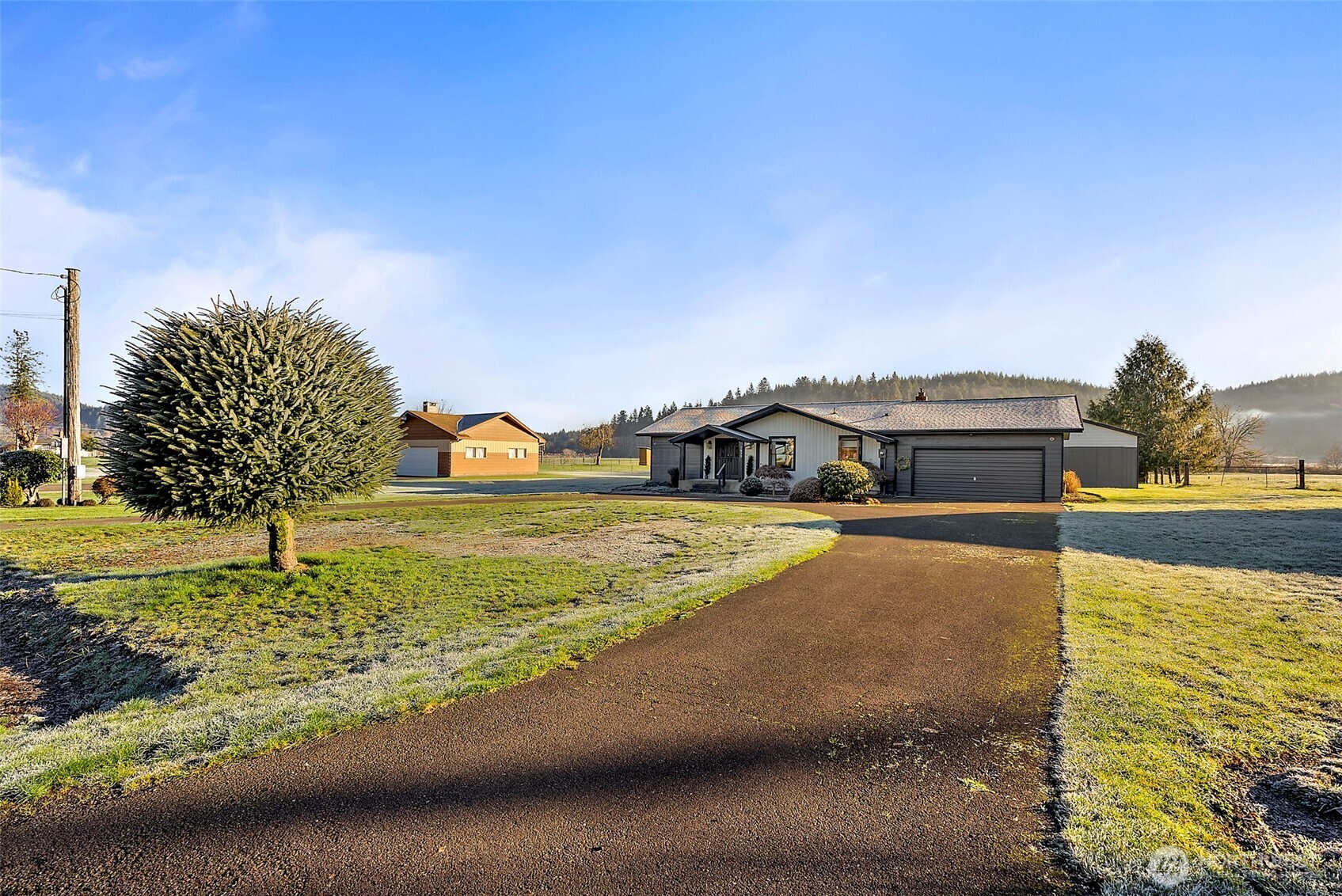 1655 Wheaton Street Raymond WA 98577