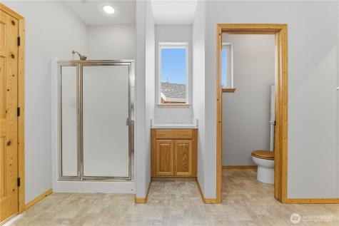 308 Kray Ike Court Wenatchee WA 98801