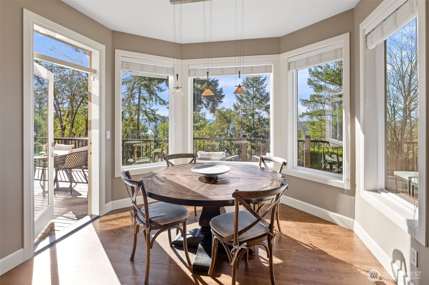 1915 205th Place NE Sammamish WA 98074