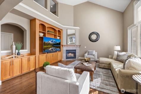 1915 205th Place NE Sammamish WA 98074