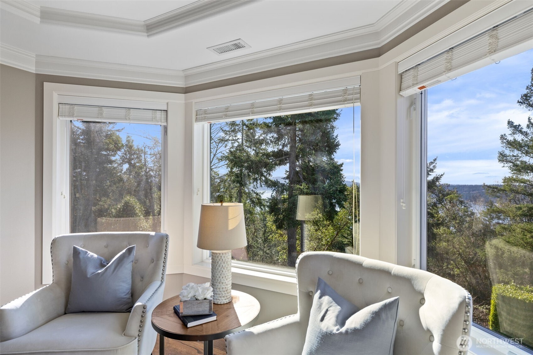 1915 205th Place NE Sammamish WA 98074