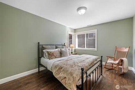 1915 205th Place NE Sammamish WA 98074