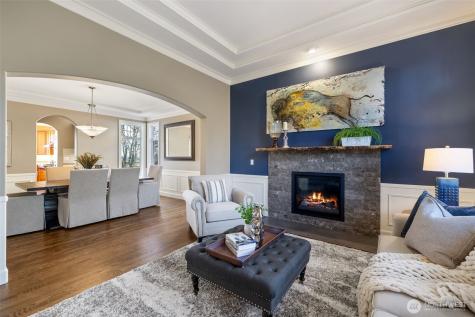 1915 205th Place NE Sammamish WA 98074