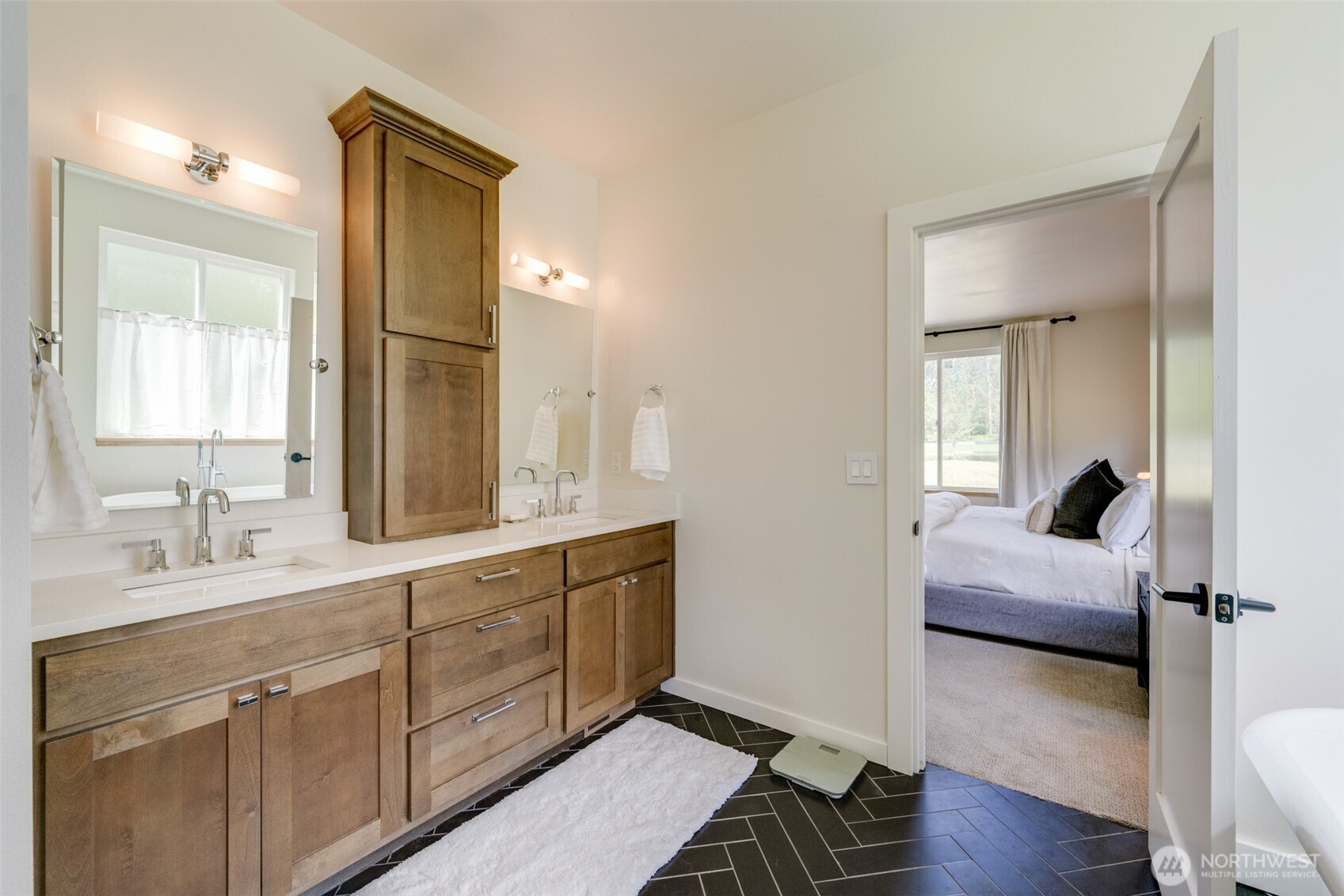 10915 60th Street NE Lake Stevens WA 98258