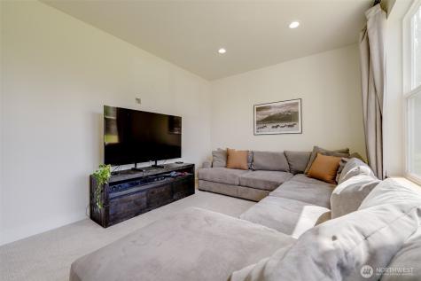 10915 60th Street NE Lake Stevens WA 98258