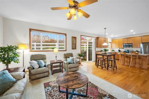 2724 74th Drive NE Marysville WA 98270