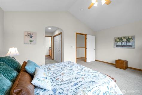 2724 74th Drive NE Marysville WA 98270