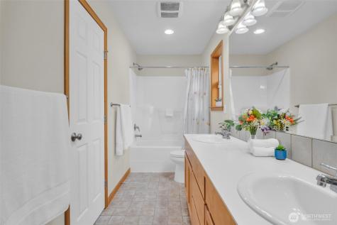 2724 74th Drive NE Marysville WA 98270