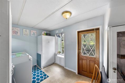 4514 Alamo Way Oak Harbor WA 98277