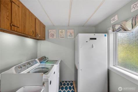 4514 Alamo Way Oak Harbor WA 98277