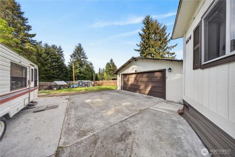 4514 Alamo Way Oak Harbor WA 98277