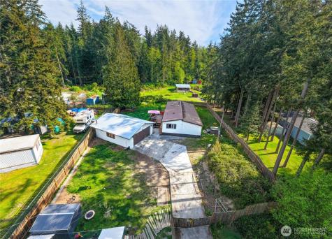 4514 Alamo Way Oak Harbor WA 98277
