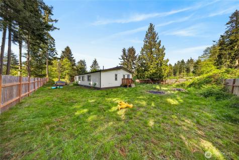 4514 Alamo Way Oak Harbor WA 98277