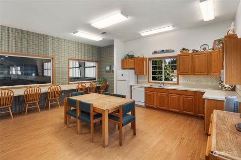 6504 44th Avenue NE Olympia WA 98516