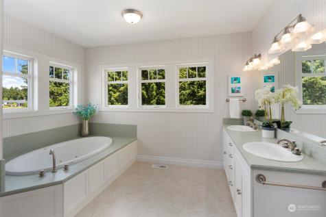 6504 44th Avenue NE Olympia WA 98516