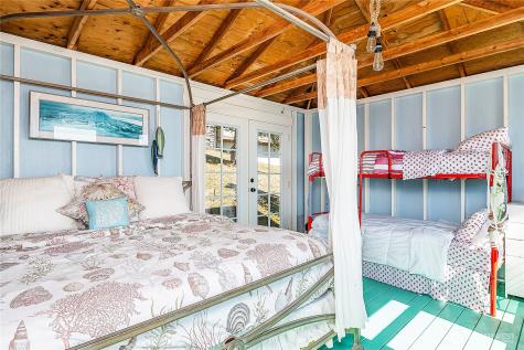 13037 Bachelor Road Vashon WA 98070