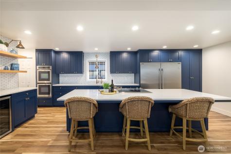 2575 West Beach Road Oak Harbor WA 98277