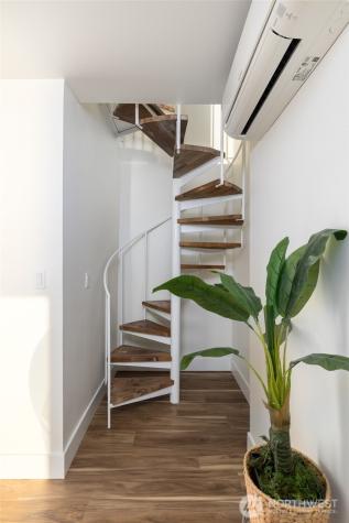 2575 West Beach Road Oak Harbor WA 98277