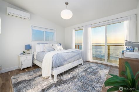 2575 West Beach Road Oak Harbor WA 98277