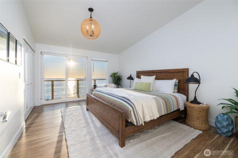 2575 West Beach Road Oak Harbor WA 98277