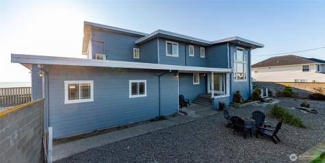 2575 West Beach Road Oak Harbor WA 98277