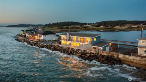 2575 West Beach Road Oak Harbor WA 98277