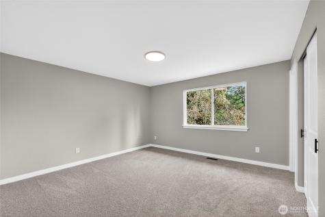 2625 337th Street Federal Way WA 98023
