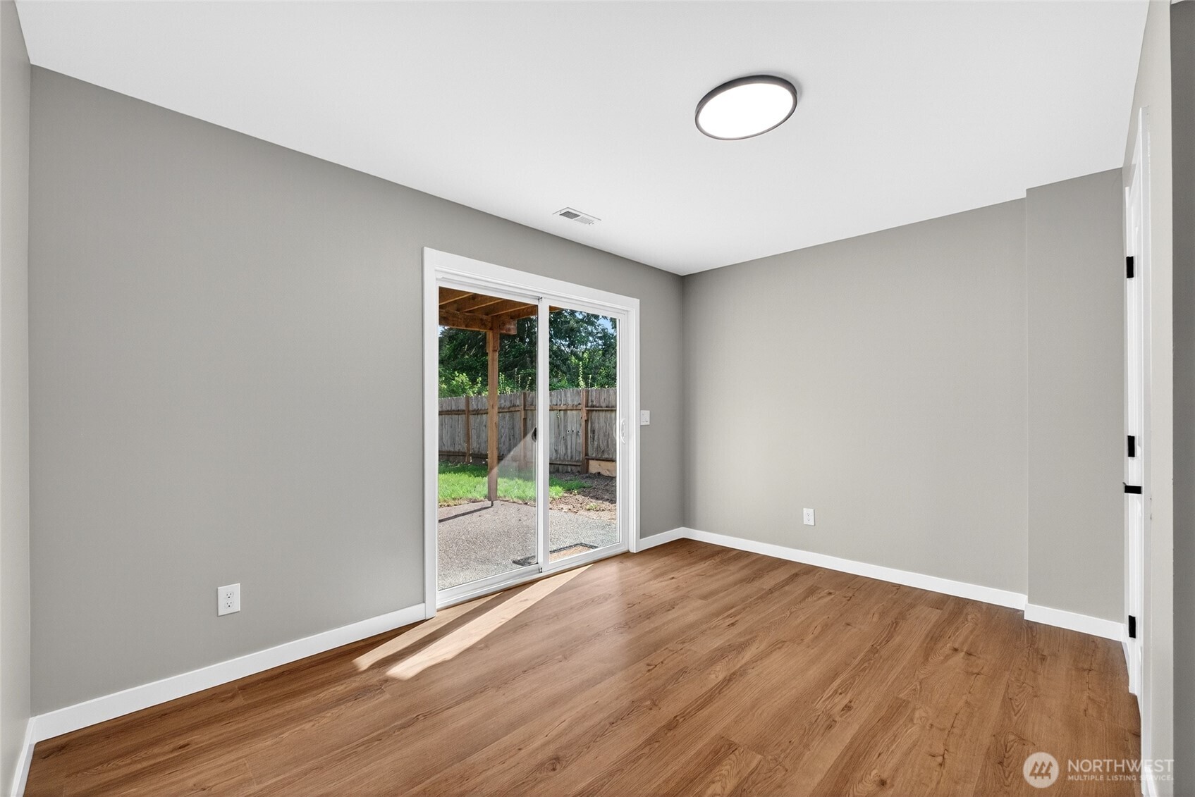 2625 337th Street Federal Way WA 98023