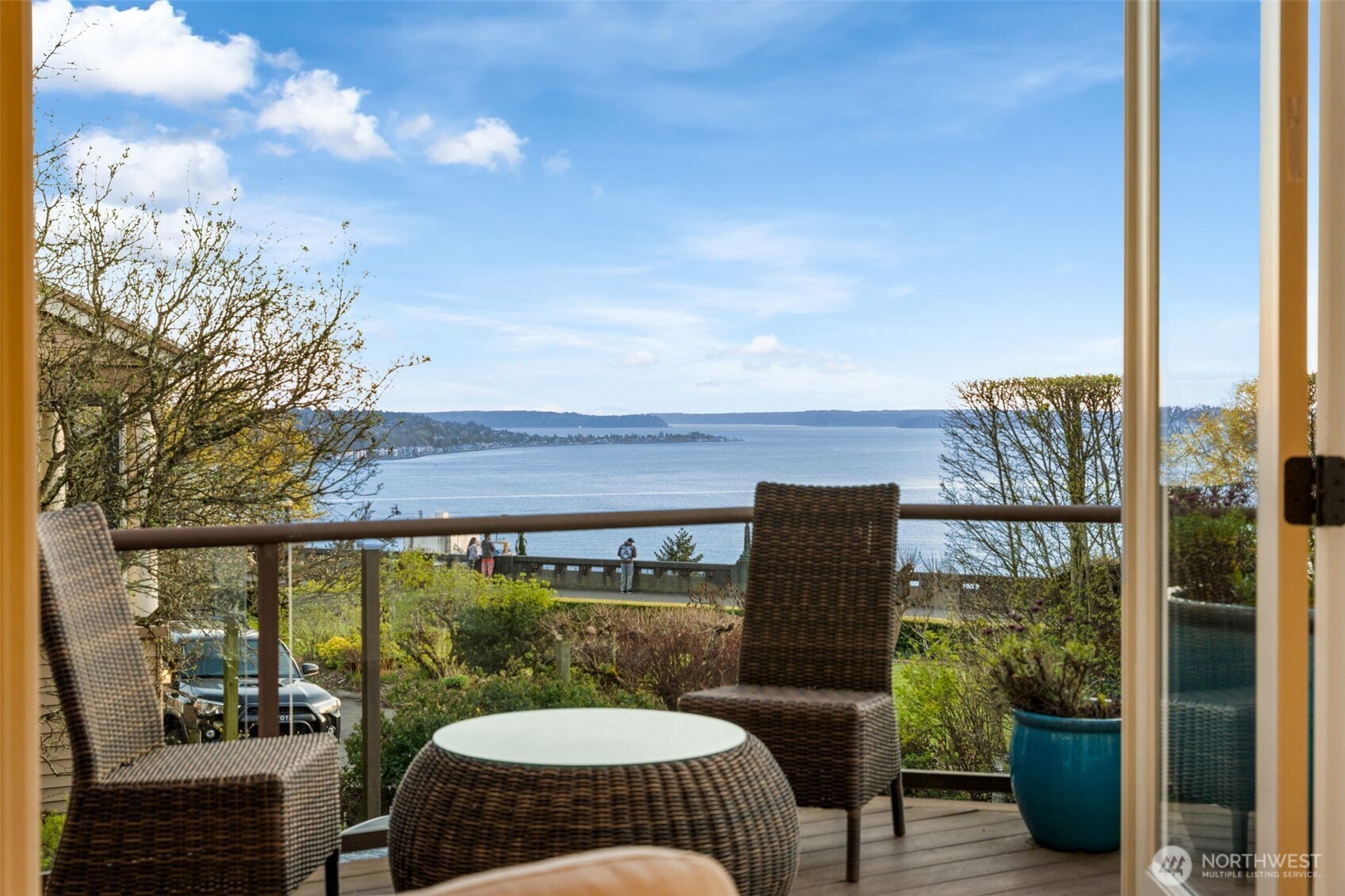 1223 7th Avenue W Seattle WA 98119