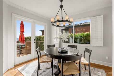 1223 7th Avenue W Seattle WA 98119