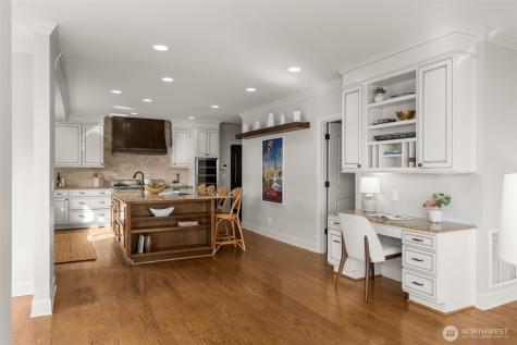 1223 7th Avenue W Seattle WA 98119