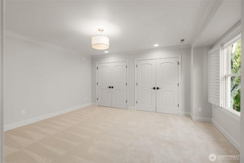 1223 7th Avenue W Seattle WA 98119