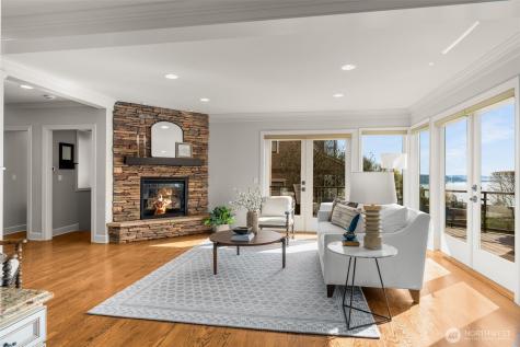 1223 7th Avenue W Seattle WA 98119
