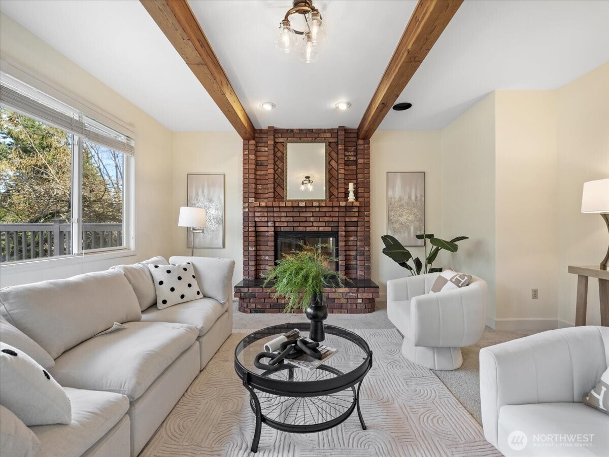 14823 164th Place NE Woodinville WA 98072