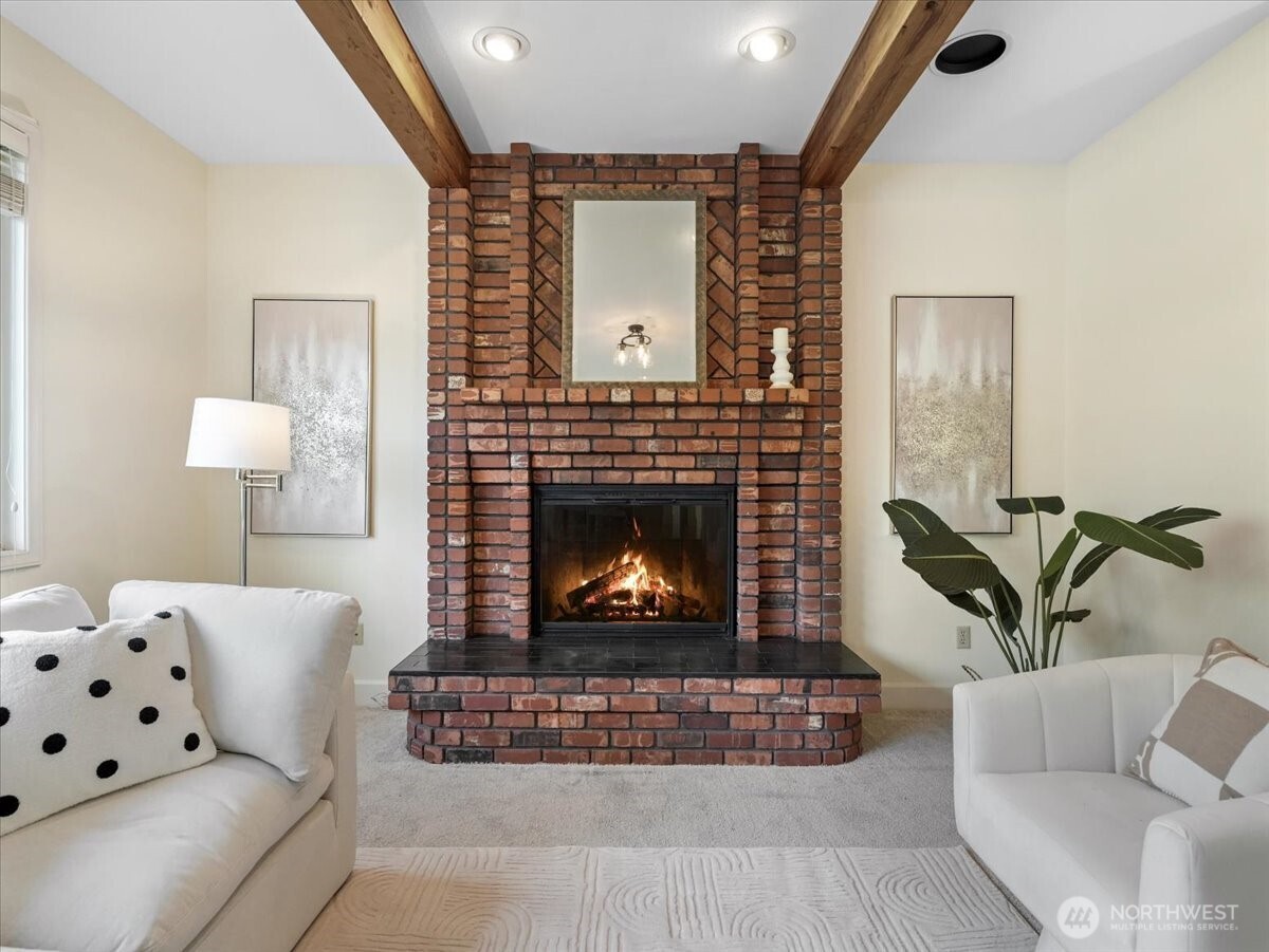 14823 164th Place NE Woodinville WA 98072